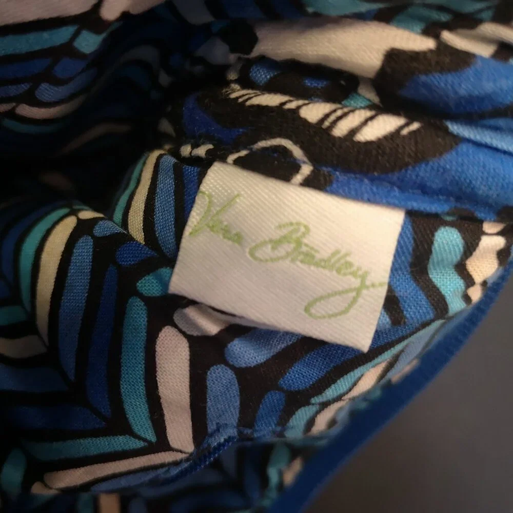 Vera Bradley Crosstown Adjustable Strap Crossbody/Shoulder Bag Blue Bayou Print - Picture 8 of 12